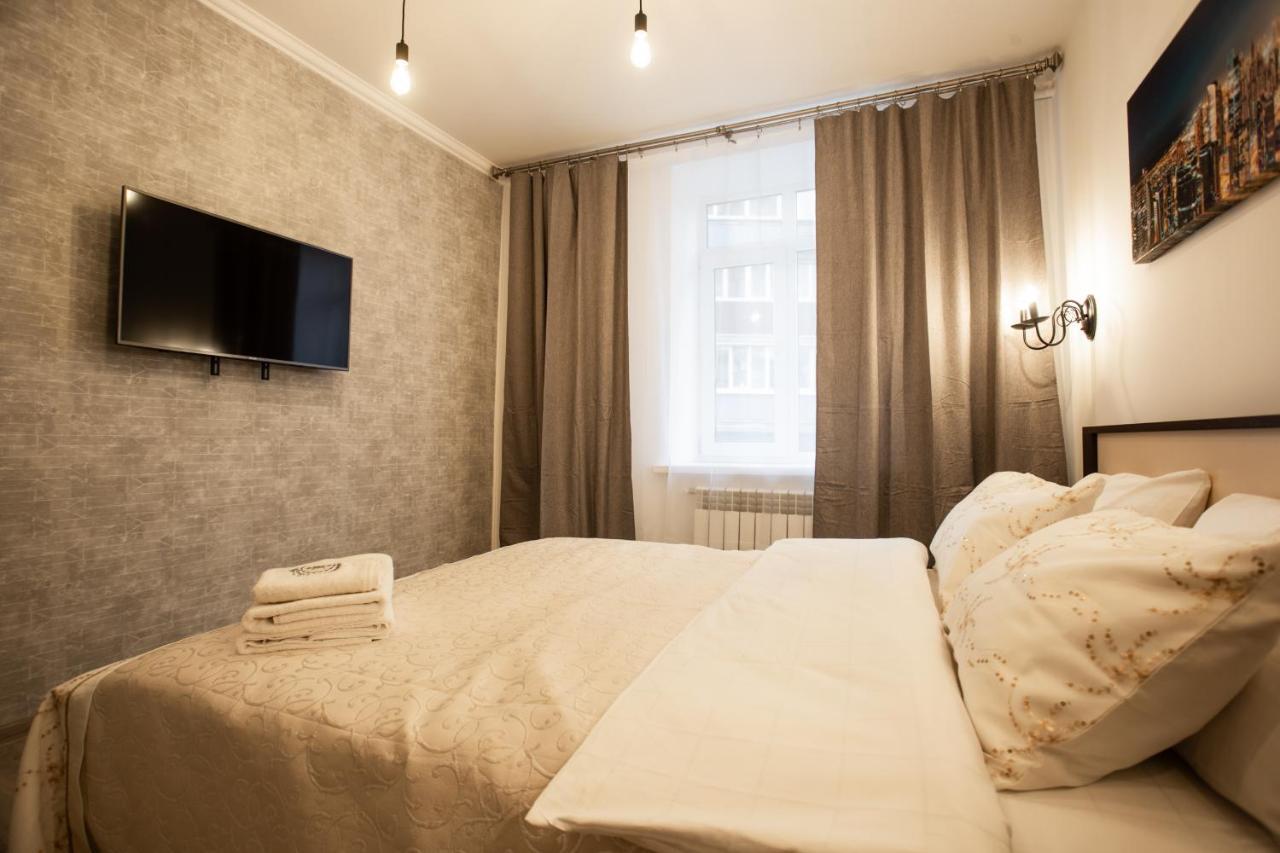 Ultra Lux 3 Rooms Apartment Near Arena City 키예프 외부 사진